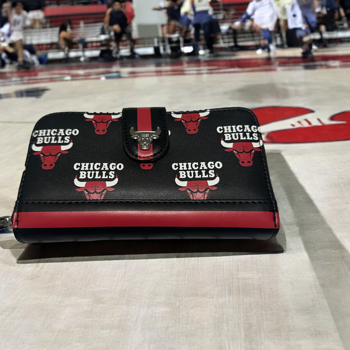 Chicago Bulls Loungefly Wallet