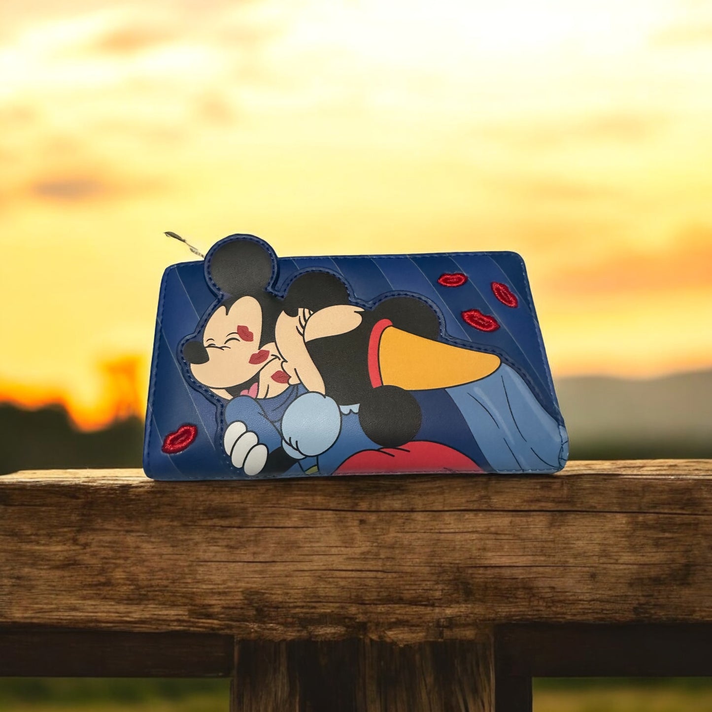 Mickey Minnie Loungefly wallet kiss